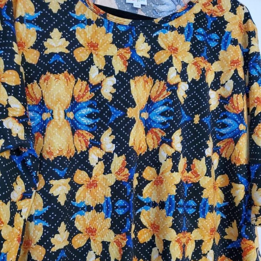 New LuLaRoe Irma without tags